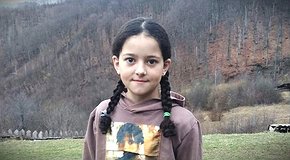 An orphan girl needs an eye operation